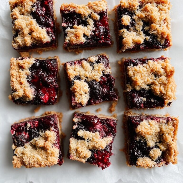 Vegan Berry Crumble Bars Recipe